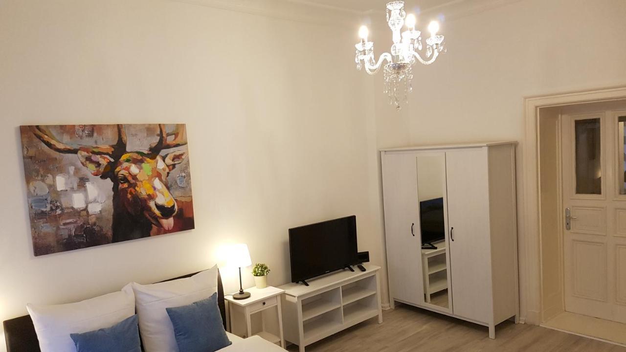 City Apartment, Good Location Берлин Экстерьер фото